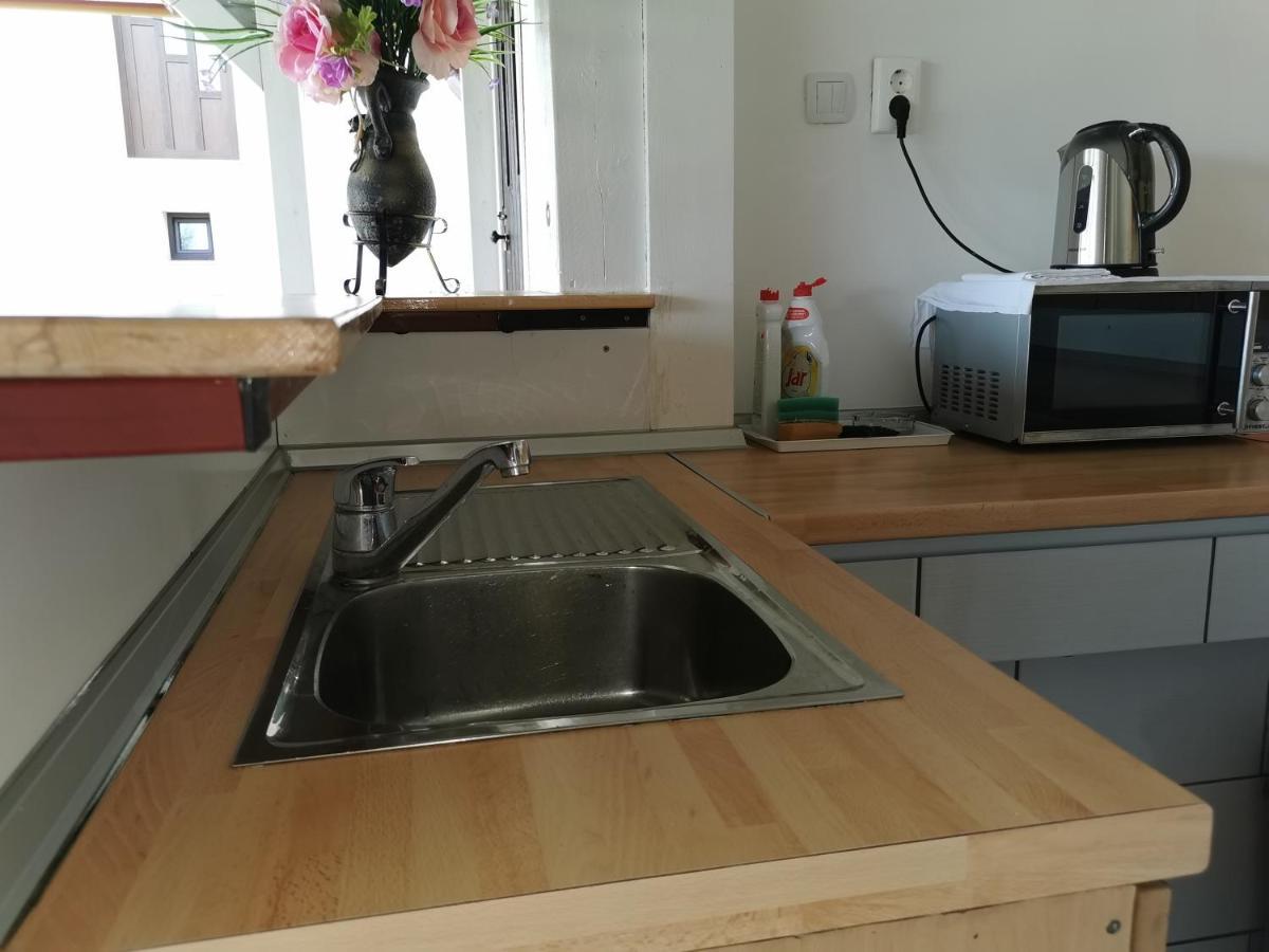 Apartments Tratincica Selište Drežničko Kültér fotó